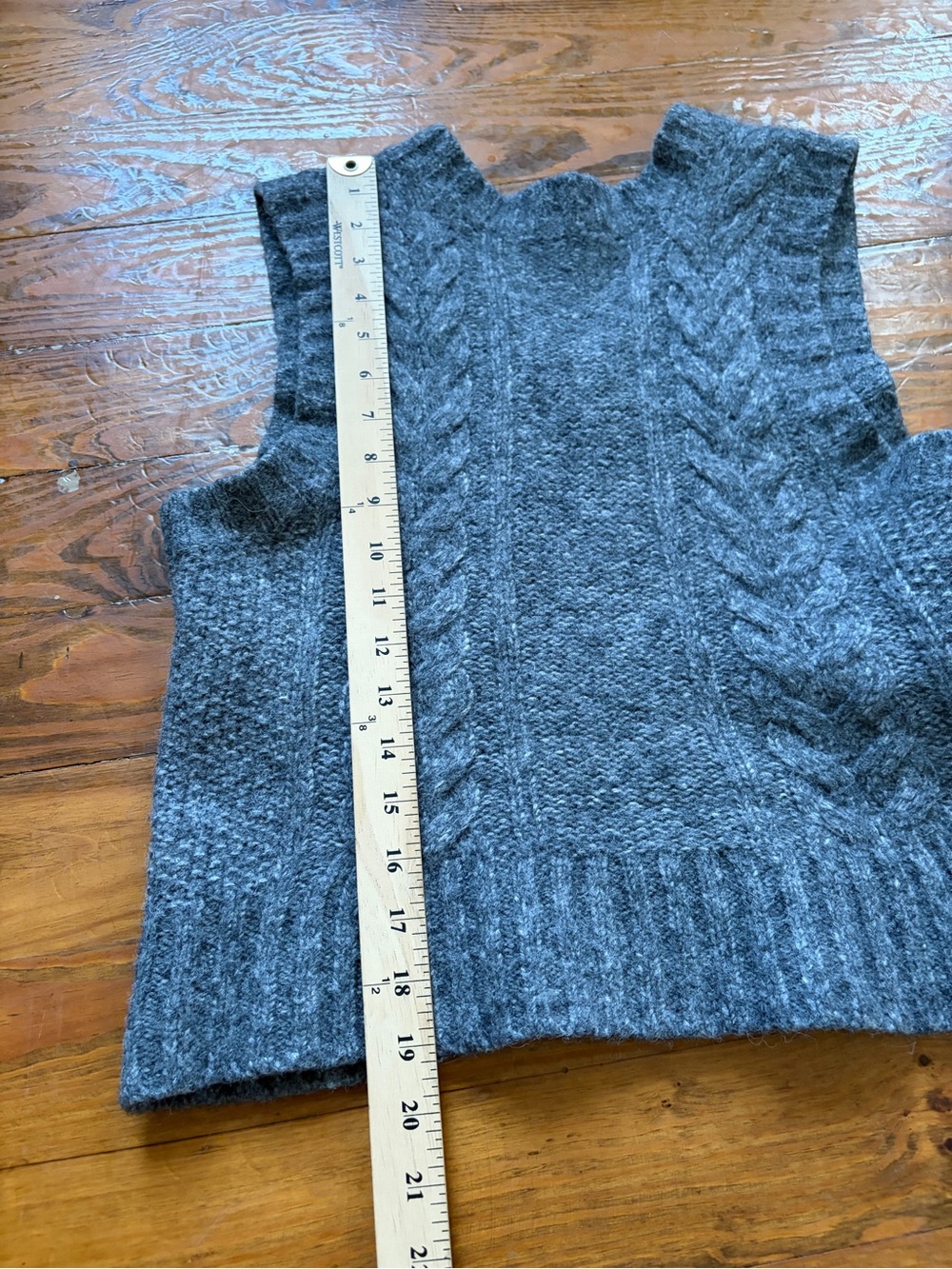 Everlane Alpaca‎ Wool Cloud Cable Knit Vest Size XS Relaxed Preppy Heritage Gray - Picture 9 of 9